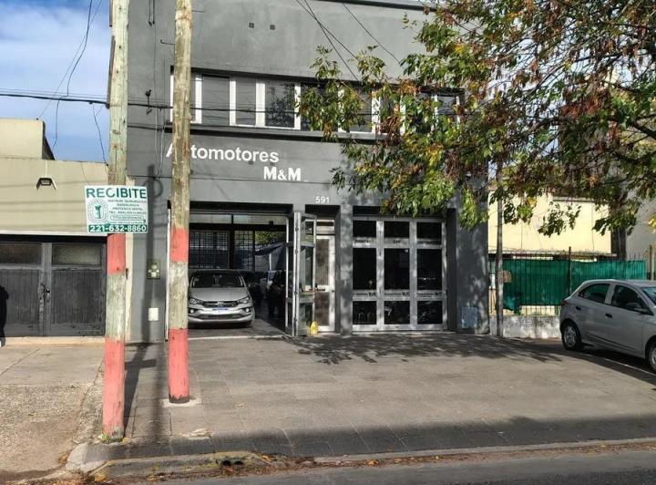 Edificio · 232m² · 2 Ambientes