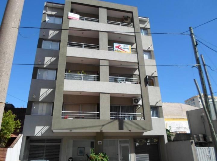 Departamento · 50m² · 2 Ambientes · 1 Cochera