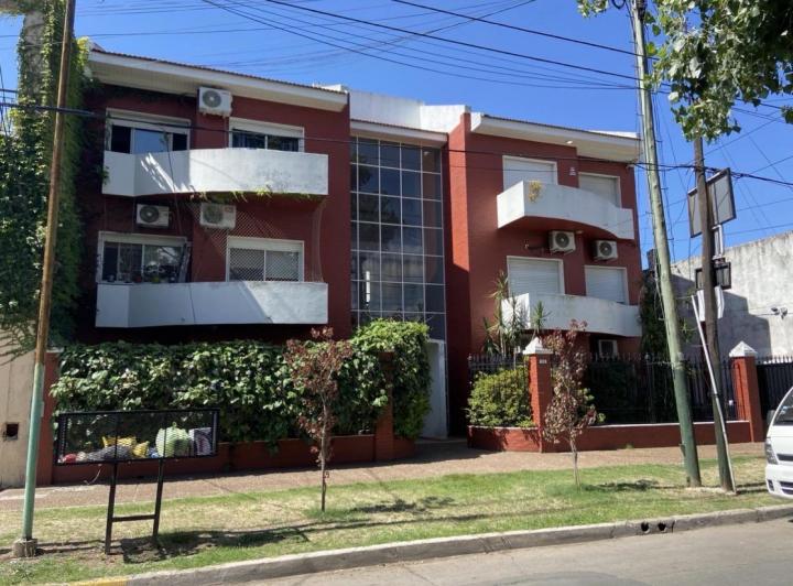 Departamento · 45m² · 2 Ambientes · 1 Cochera