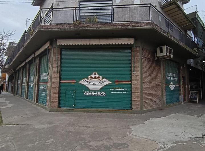 Local comercial · 234m² · 1 Cochera