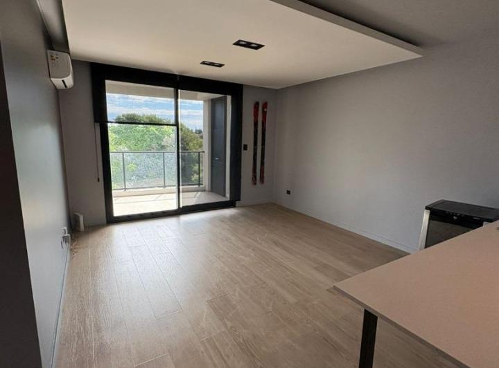 Departamento · 50m² · 2 Ambientes · 1 Cochera