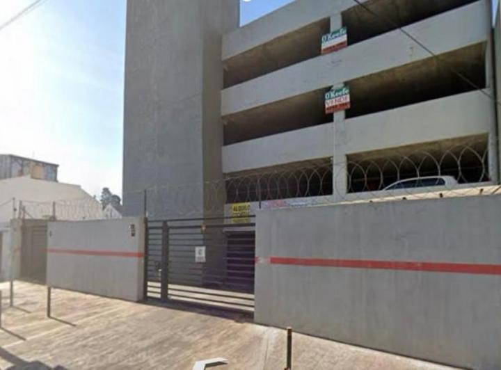 Garage · 1m²