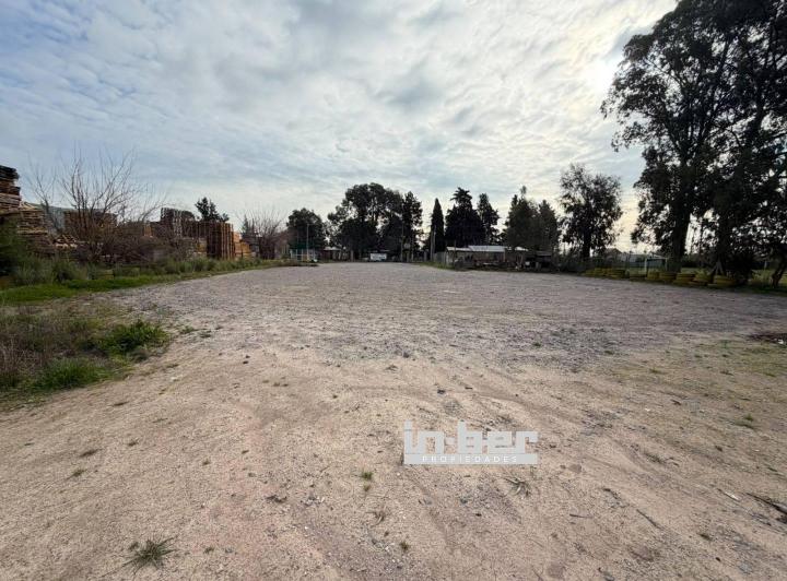 Terreno · 3500m²