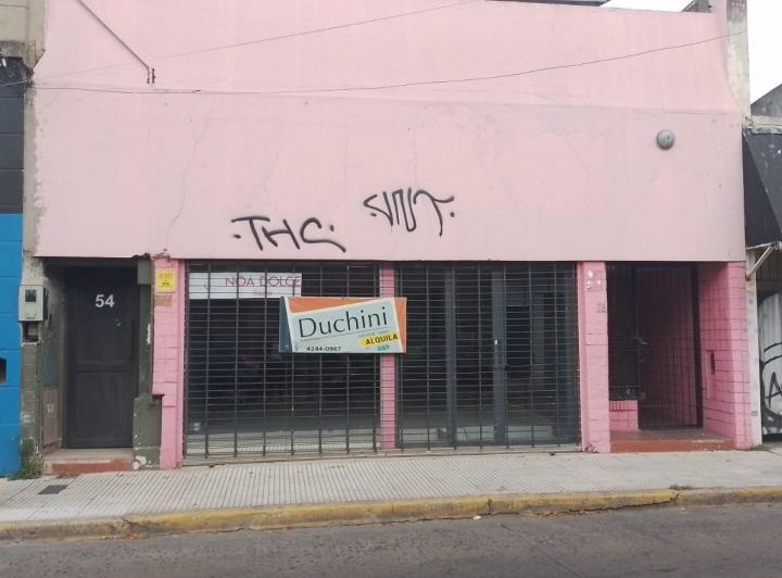 Local comercial · 200m²