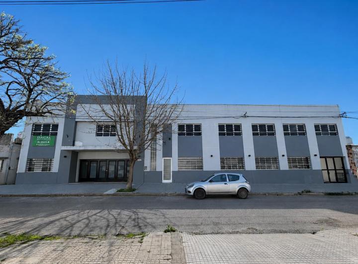 Oficina comercial · 1600m²