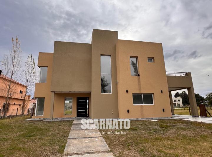 Casa · 1292m² · 4 Ambientes