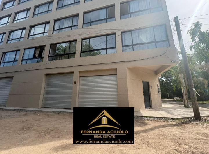 Local comercial · 100m²