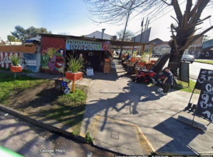 Local comercial · 80m² · 1 Cochera