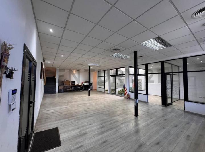 Depósito · 120m²