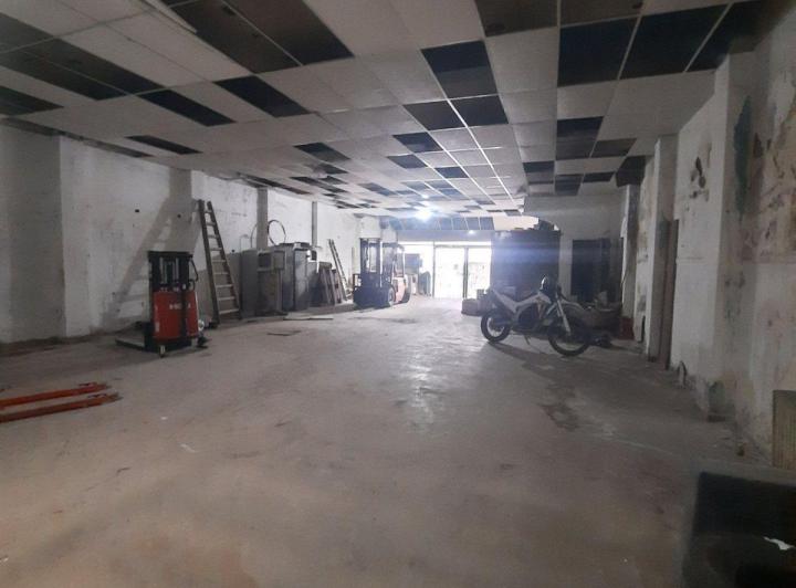 Bodega-Galpón · 300m²