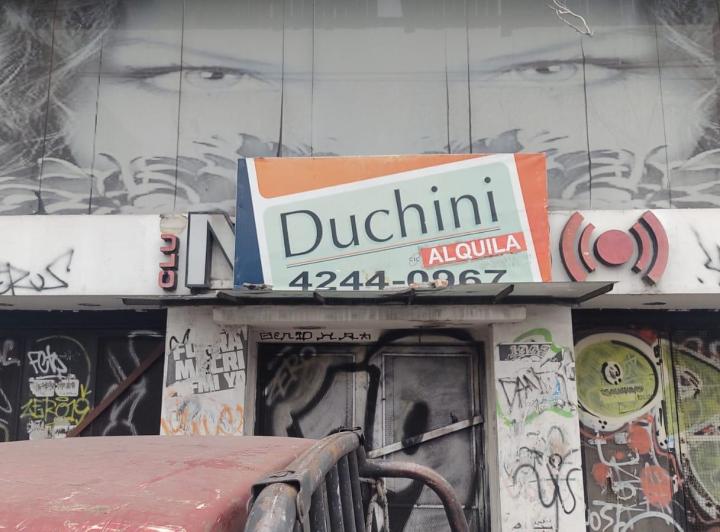 Local comercial · 373m²