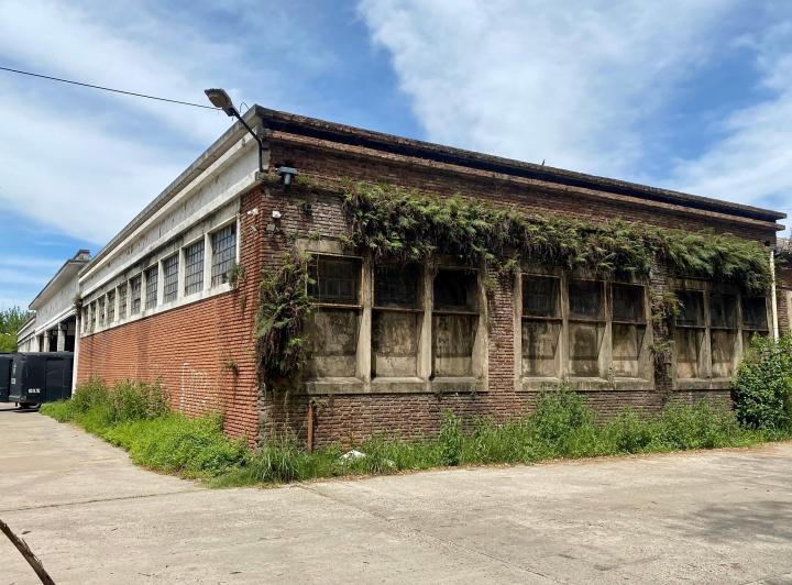 Bodega-Galpón · 4400m²