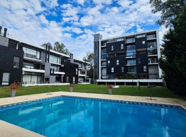 Departamento · 80m² · 3 Ambientes · 1 Cochera