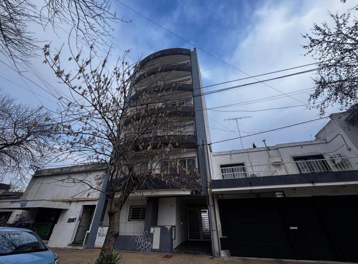 Departamento · 45m² · 2 Ambientes · 1 Cochera