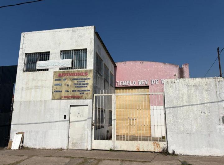 Bodega-Galpón · 210m² · 1 Ambiente · 1 Cochera