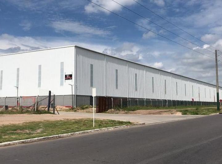 Depósito · 24000m²