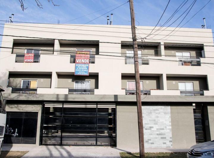 Departamento · 42m² · 2 Ambientes · 1 Cochera
