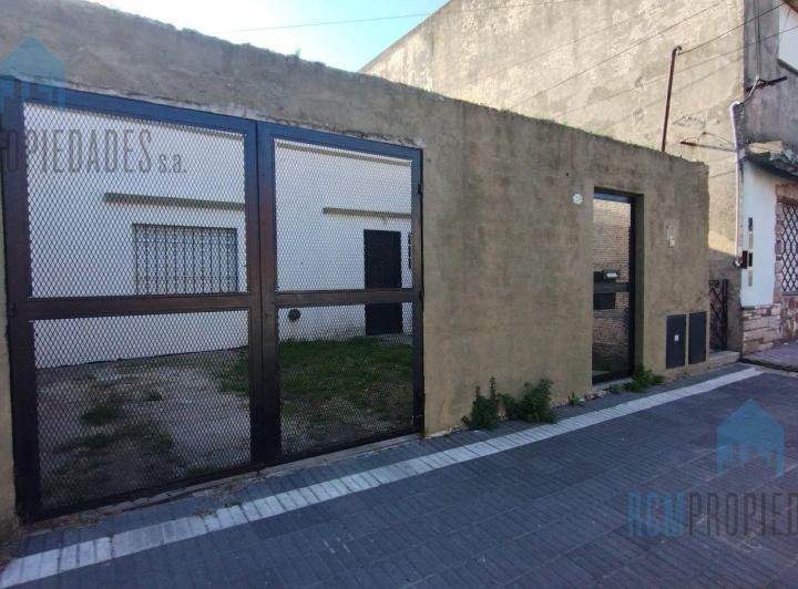 Casa · 80m² · 3 Ambientes · 1 Cochera