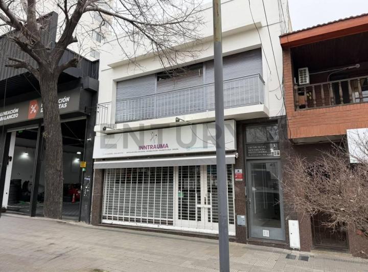 Local comercial · 130m² · 2 Ambientes