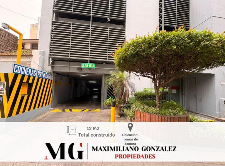 Garage · 12m²