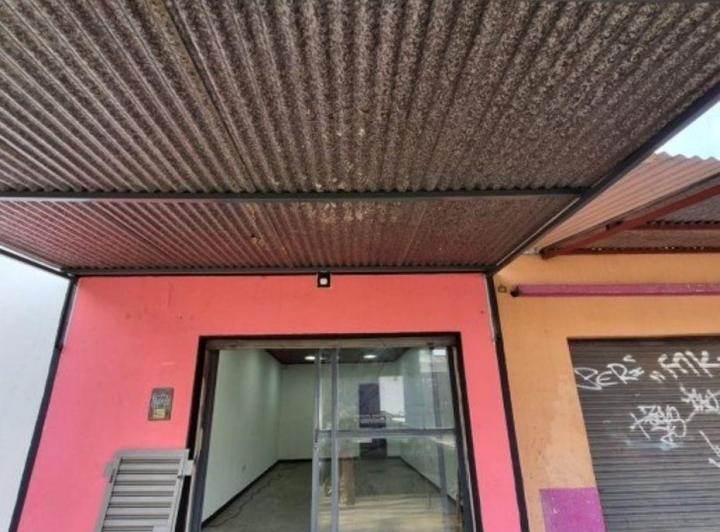 Local comercial · 21m²