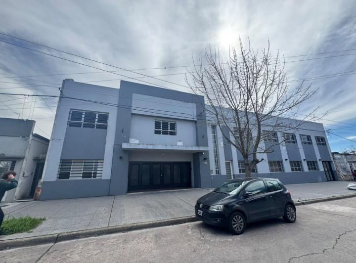 Local comercial · 1515m² · 22 Ambientes