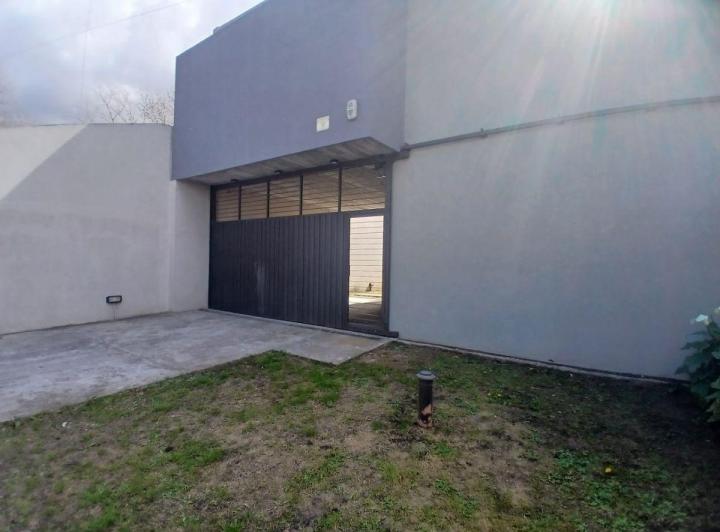 Casa · 123m² · 4 Ambientes · 1 Cochera