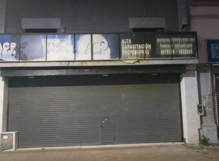 Local comercial · 350m² · 8 Ambientes