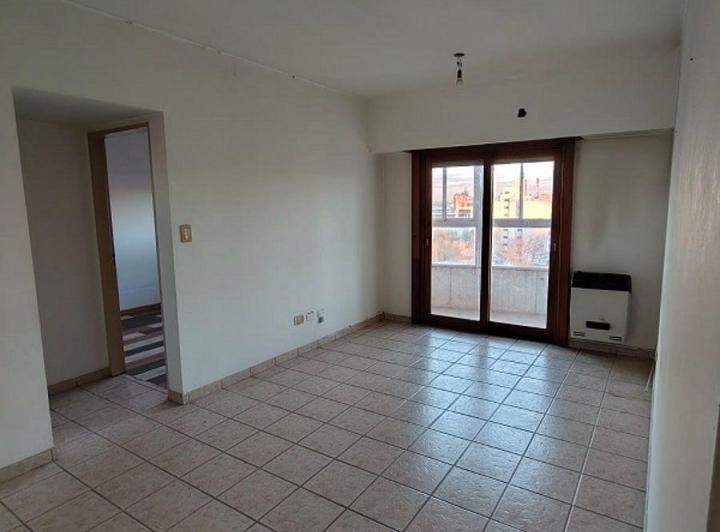 Departamento · 50m² · 2 Ambientes · 1 Cochera