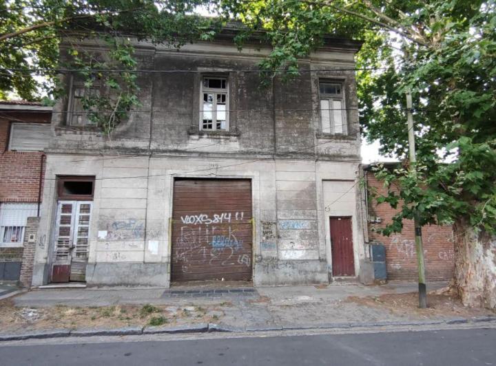 Local comercial · 150m² · 6 Ambientes · 6 Cocheras