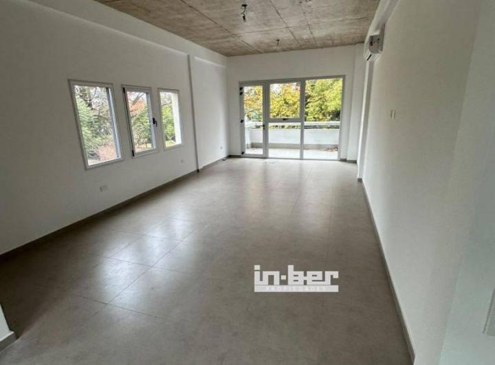 Oficina comercial · 45m² · 1 Cochera