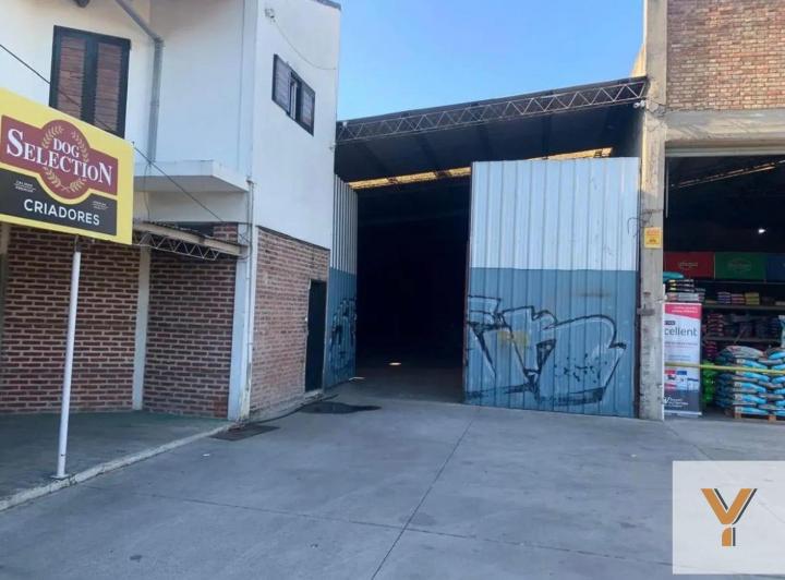 Depósito · 325m² · 2 Ambientes
