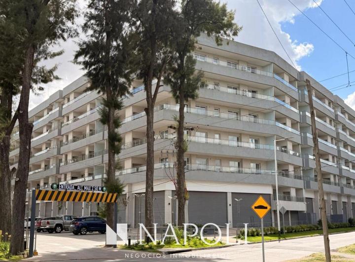 Local comercial · 113m²