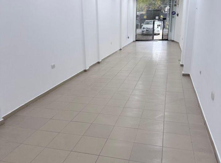 Local comercial · 56m²