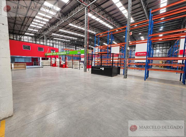 Bodega-Galpón · 4045m² · 20 Cocheras