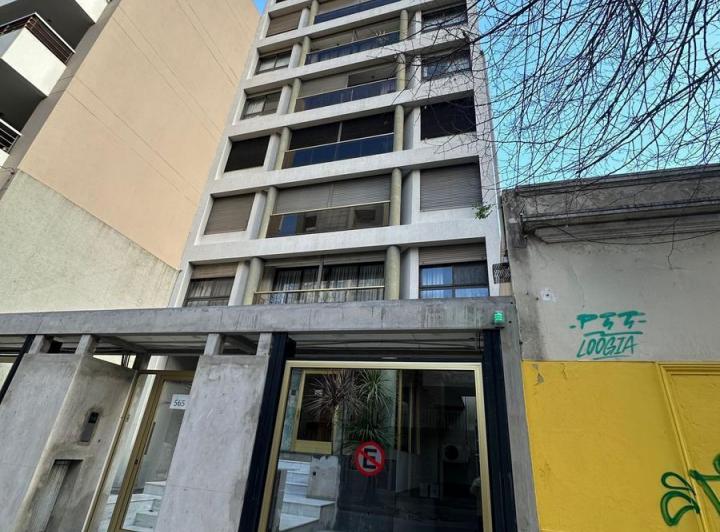 Departamento · 142m² · 5 Ambientes · 1 Cochera