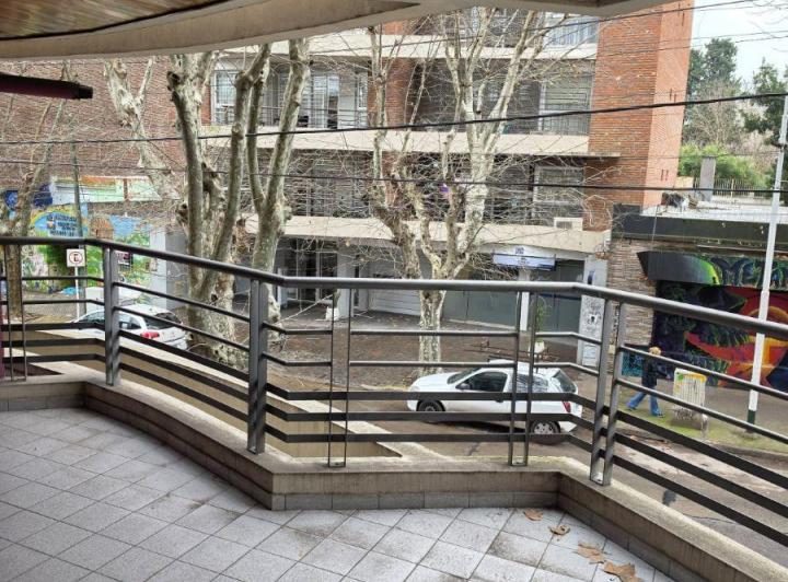 Departamento · 60m² · 2 Ambientes · 1 Cochera