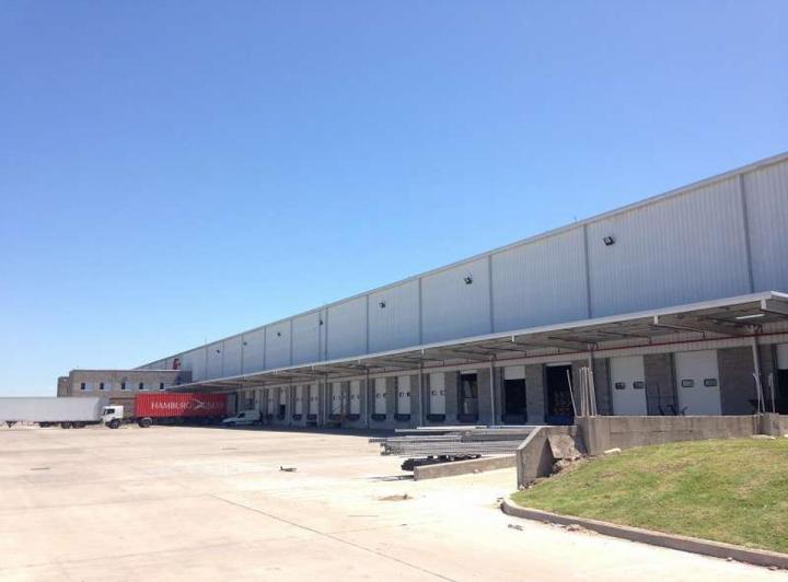 Depósito · 11000m²