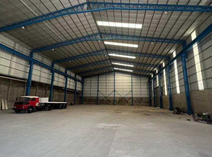 Bodega-Galpón · 1683m²
