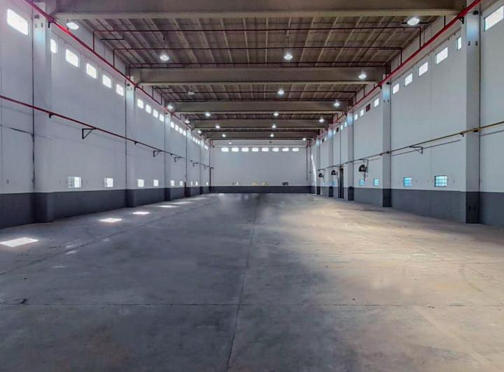 Depósito · 1895m²