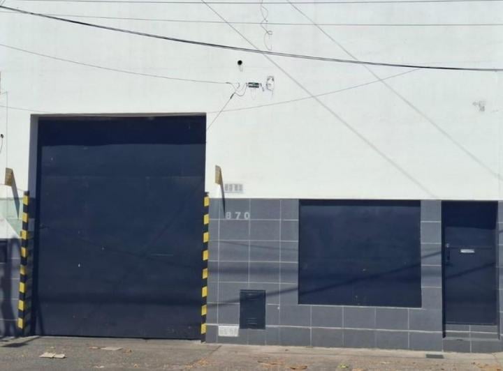 Depósito · 350m²