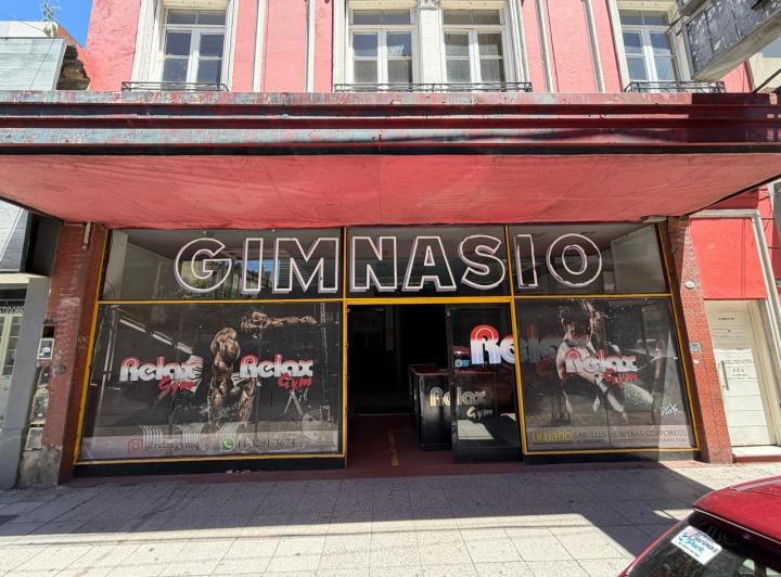 Local comercial · 315m²