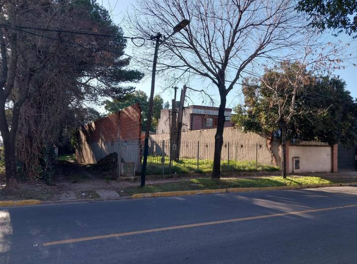 Terreno · 224m²