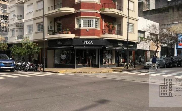 Local comercial · 130m²