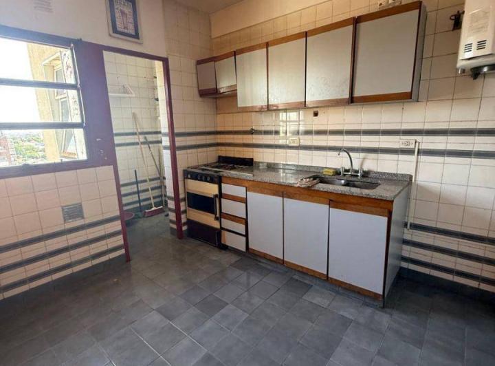 Departamento · 48m² · 2 Ambientes · 1 Cochera