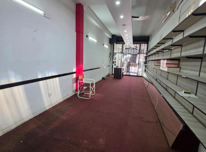 Local comercial · 130m²