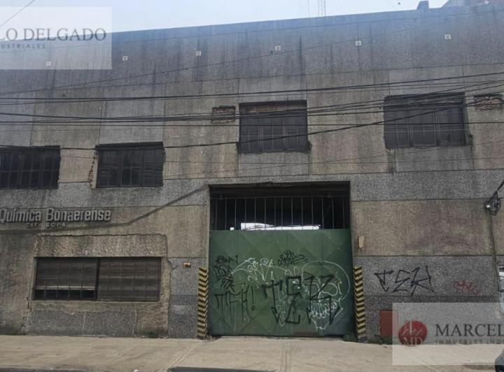 Depósito · 1586m²