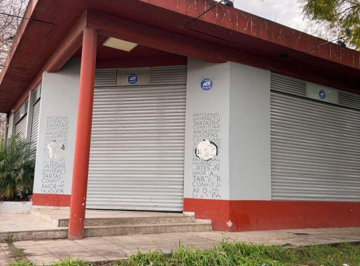 Local comercial · 110m² · 5 Ambientes · 1 Cochera