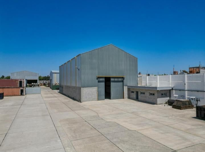 Bodega-Galpón · 547m²