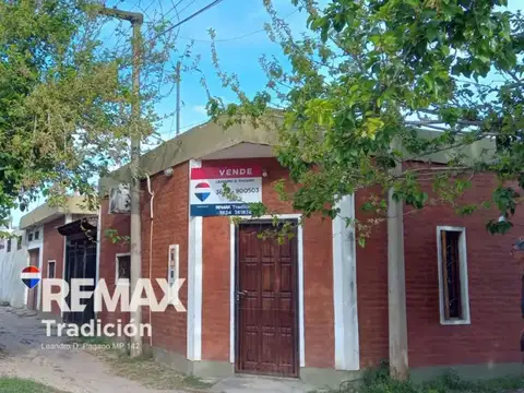 Venta casa en esquina con multiunidad rentable